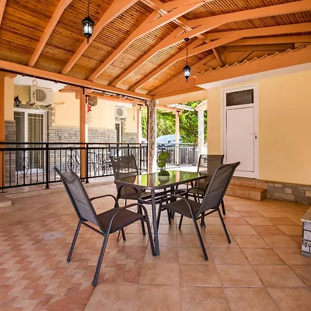 Lägenhet Markos Studios Potos