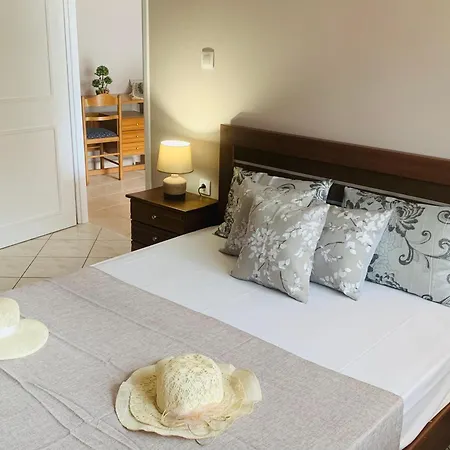 Lejlighed Markos Potos