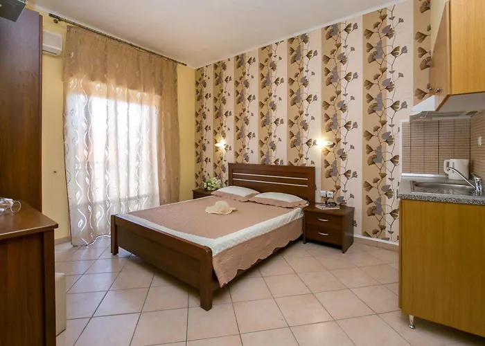 Markos Appartement Potos